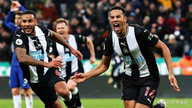 开云体育app-赔率变化场外新闻不断，话题热度爆表